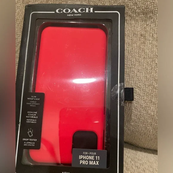 iPhone 11 Pro Max cover - Picture 2 of 3